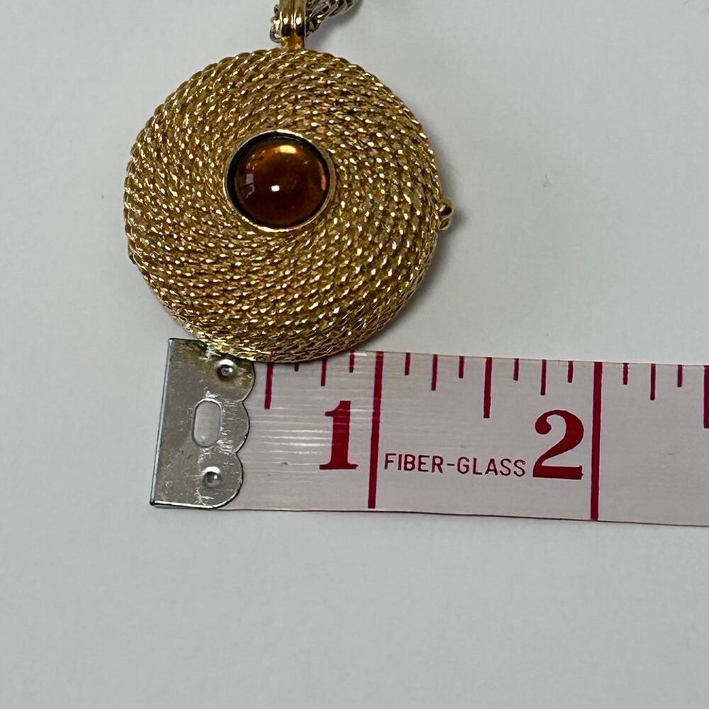 Beeline Vintage Solid Perfume Locket Pendant Necklace - Picture 10 of 12